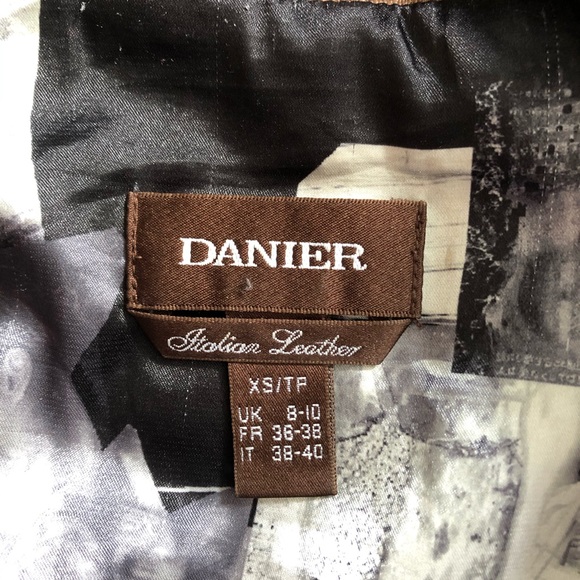 Brown Danier Leather Jacket - Picture 4 of 4